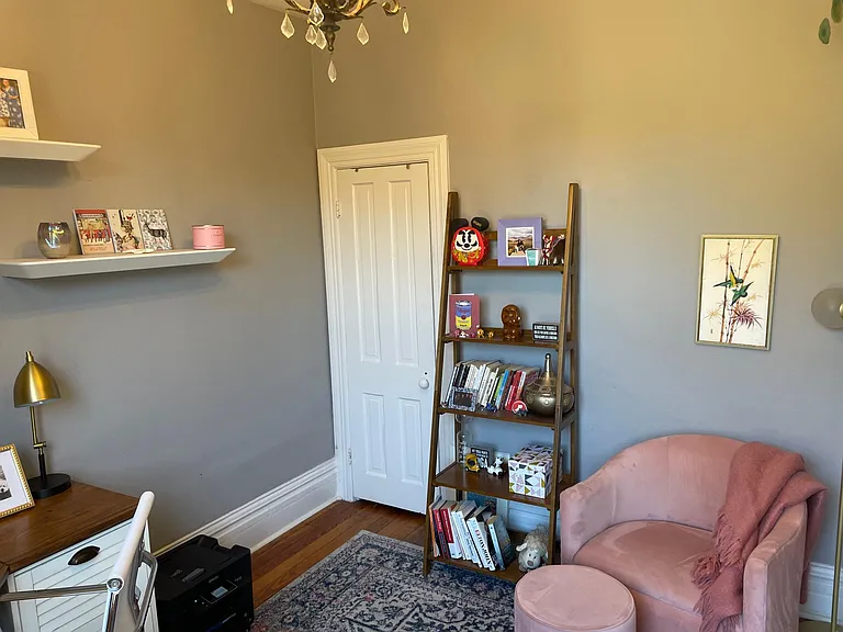 250 N Cherokee St — Photo 22
