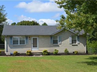 7113 Meadow View Dr, Fairview, TN 37062