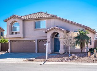 495 E Lakeview Dr, San Tan Valley, AZ 85143