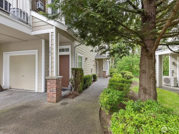 759 SE 241st Lane, Sammamish, WA 98074