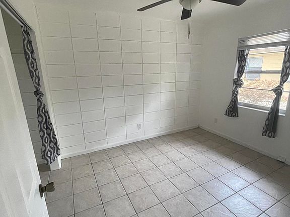3rd image of 2955 Ernest St