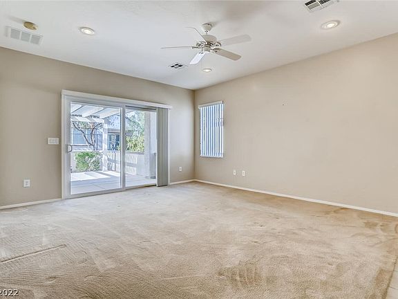 3rd image of 2581 Palentina St