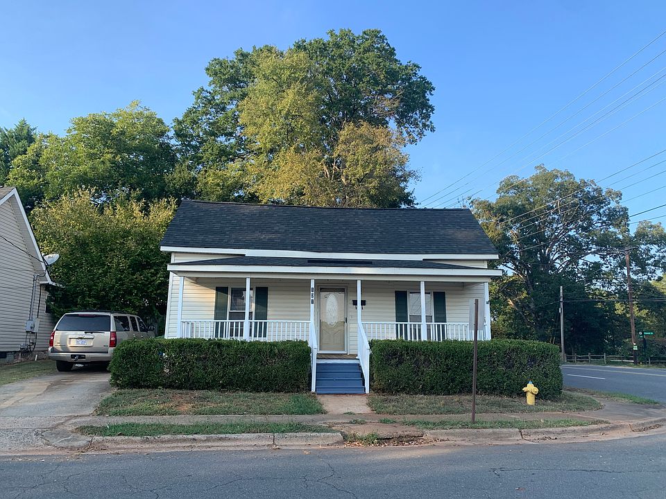 1st image of 200 Ervin St