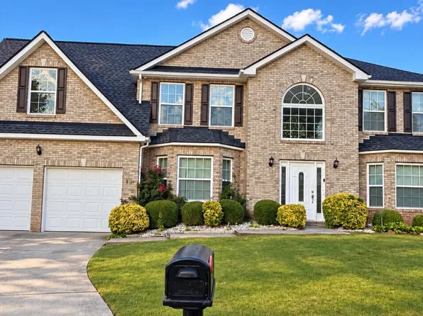 4947 Bottle Brush Ct, Snellville, GA 30039
