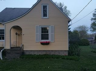 1317 Pleasant View Ave, Waukesha, WI 53188