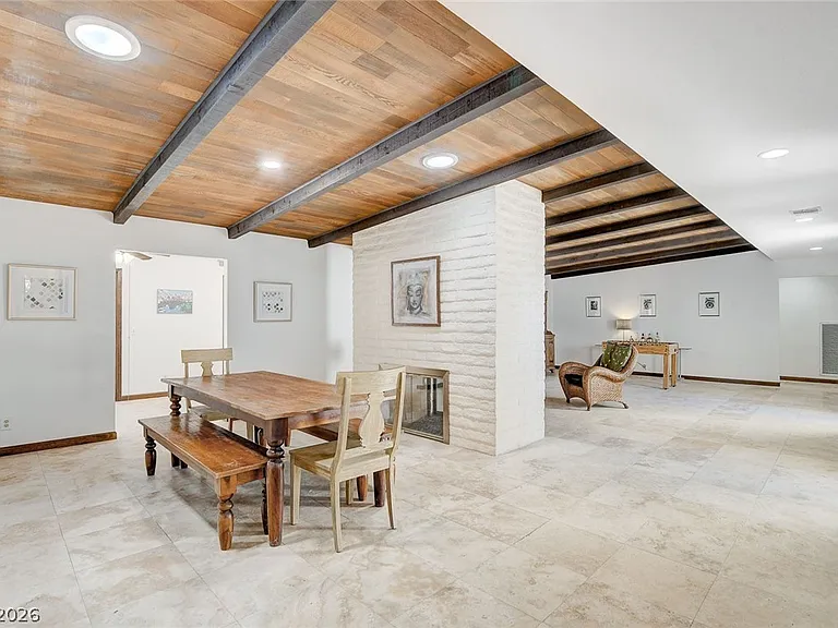 408 Lacy Ln — Photo 19