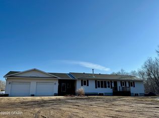 13933 94th St NE, Cavalier, ND 58220