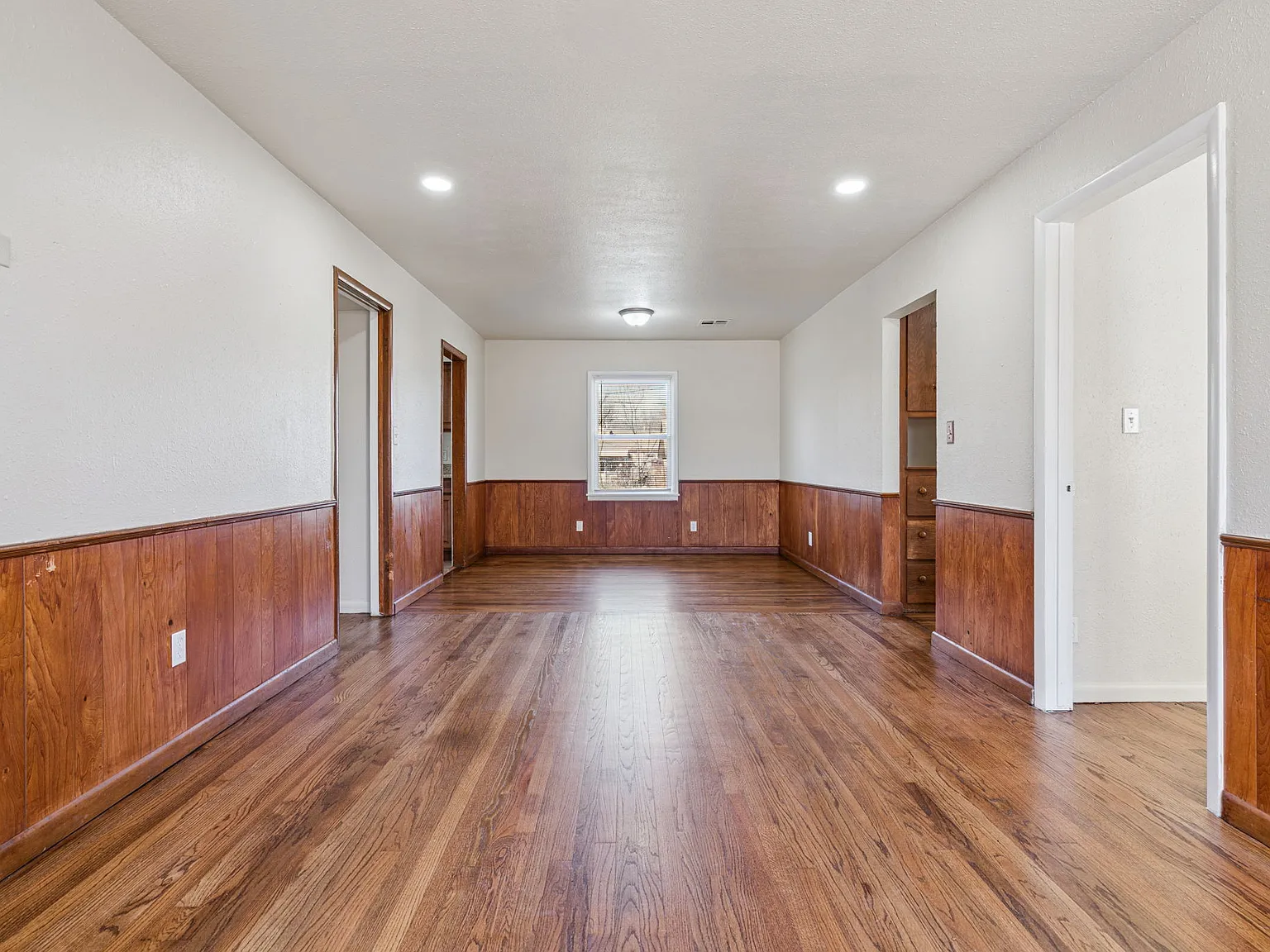 3 bed, 1178 sqft, $1,225 — Photo 2