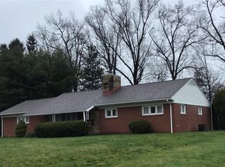 340 Carley Ave, Sharon, PA