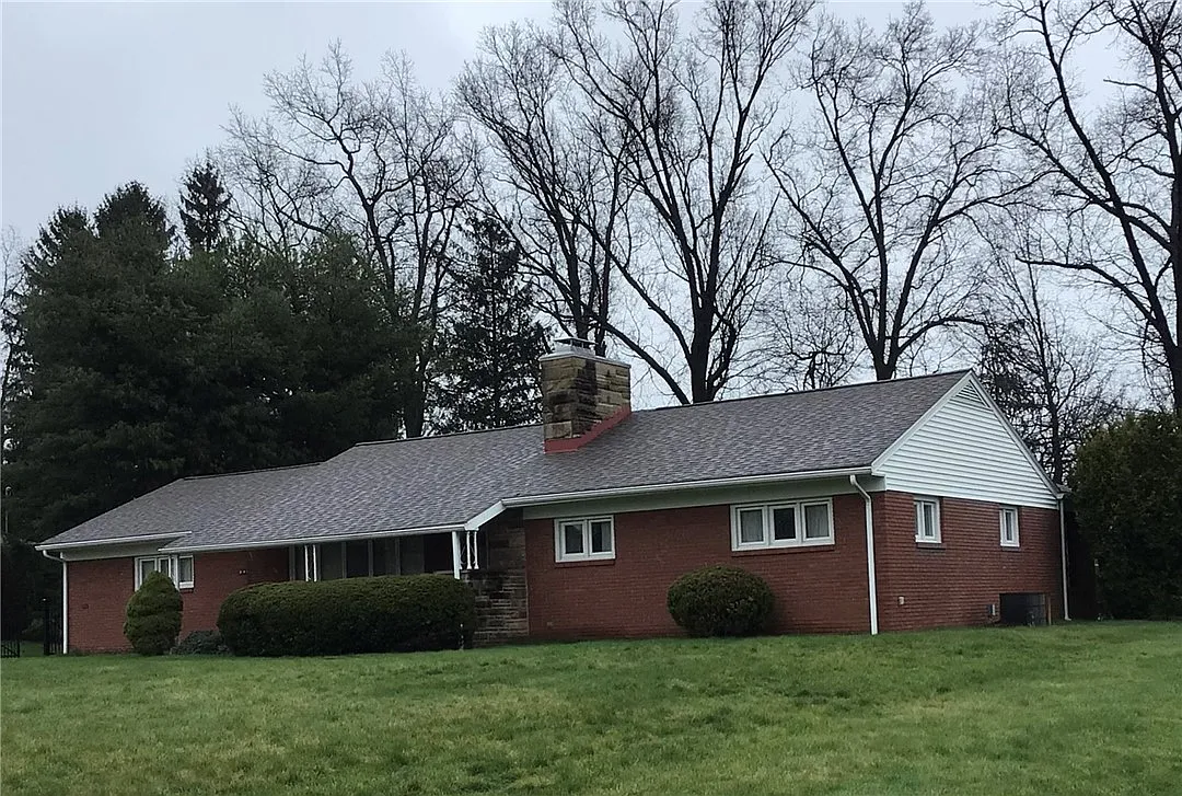 340 Carley Ave photo 1