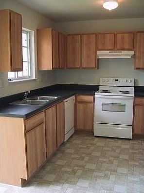 2nd image of 2086 NE 167th St #2107