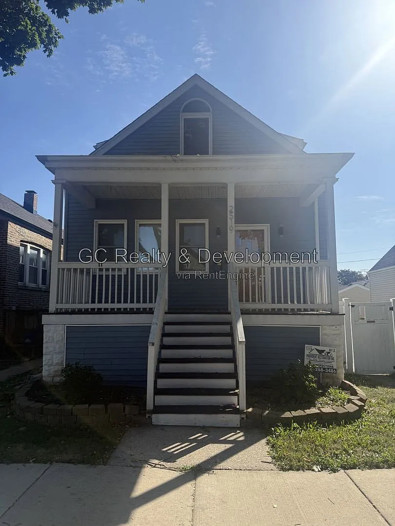 4 bed, 2.5 bath, 1800 sqft, $2,795 — Photo 1