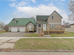 513 2nd Ave W, Halstad, MN 56548