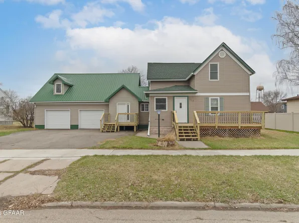 513 2nd Ave W, Halstad, MN 56548