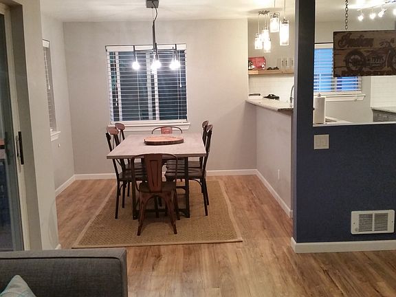 4th image of 595 Newport Way NW APT B4