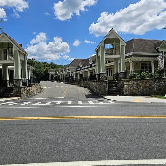227 Saw Mill River Rd #3 — Photo 9