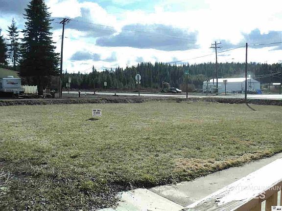 5th image of 302 1st Ave #302-1RST