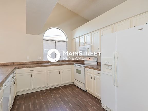5th image of 5047 W Pheasant St
