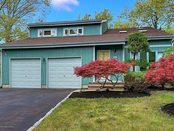 2nd image of 1474 Arapaho Ct