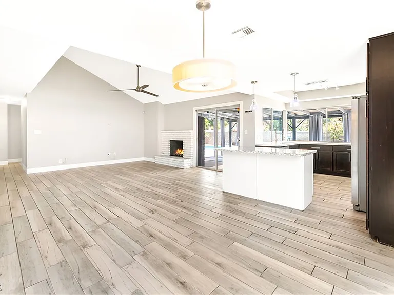1713 Barnard Dr — Photo 14