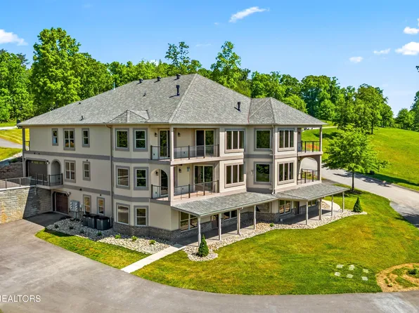 2422 Grand View Ct, Kingston, TN 37763