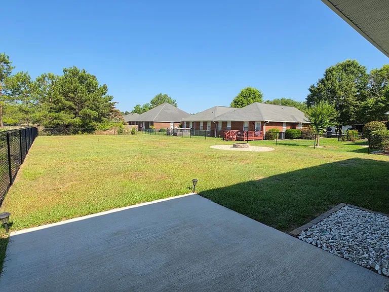 588 Brushwood Dr — Photo 36