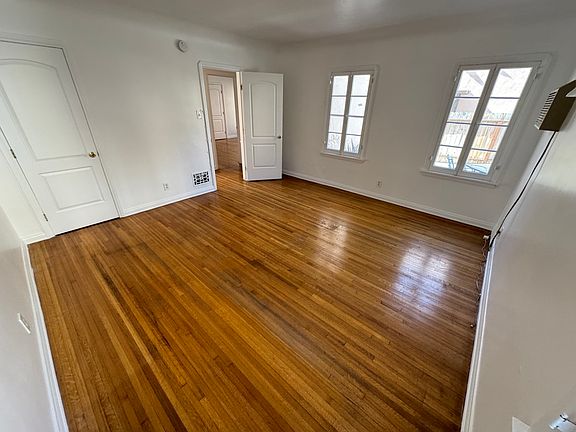 4th image of 9215 Alcott St #9215