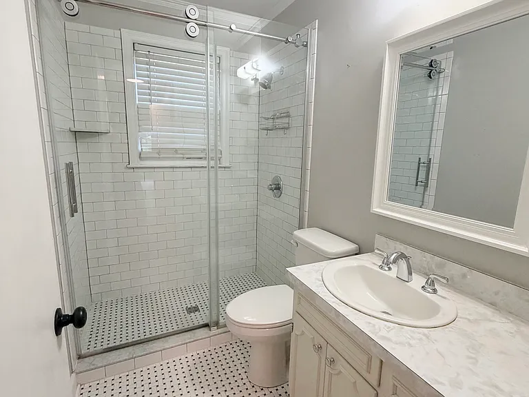 300 Harris Rd — Photo 7