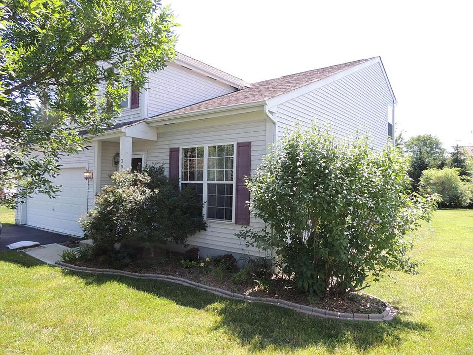 1st image of 398 Moss Ct