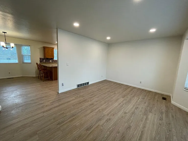 5166 W Saguaro Dr — Photo 4