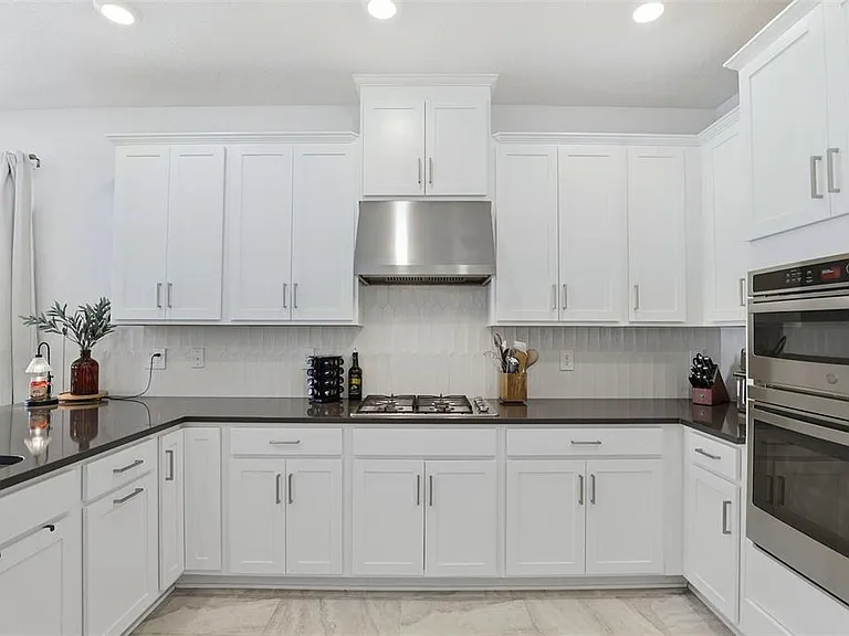 5268 Kildare Pl — Photo 4