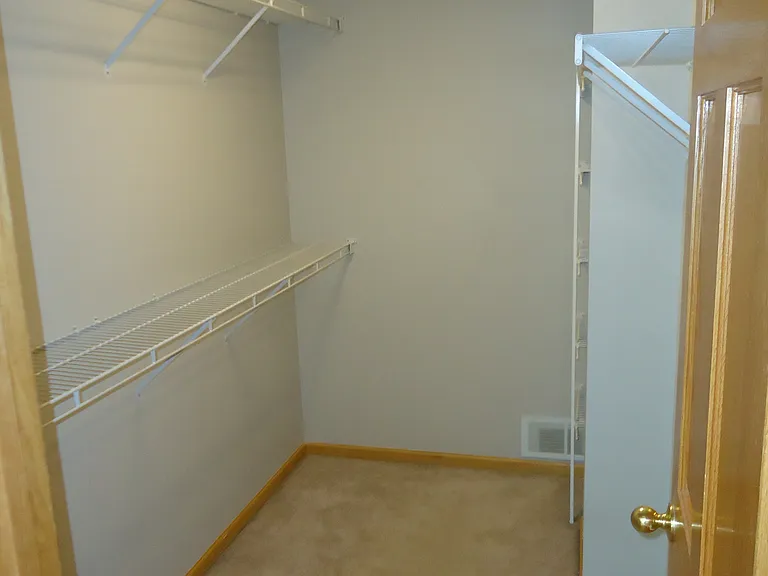 1650 Wellington Ln — Photo 17