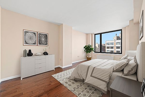 1st image of 380 Lenox Ave #5E