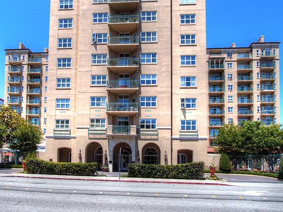 2nd image of 1 Baldwin Ave APT 1020