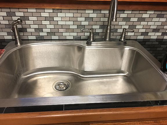New sink and faucet.