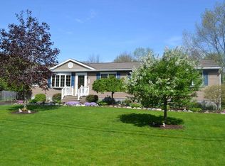 135 Nutwood Ave, Schenectady, NY 12304