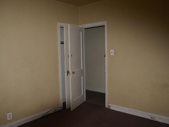 5th image of 2219 N Salford St