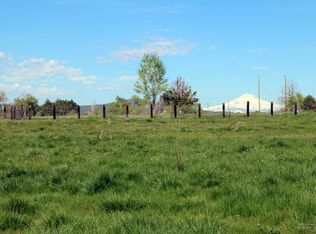 1066 SW Barker St, Madras, OR 97741