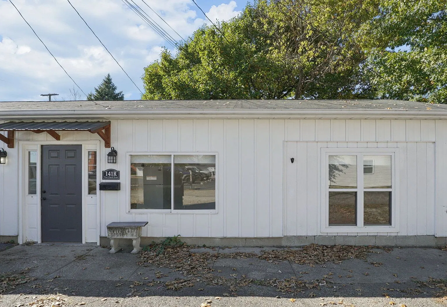 137-141 W Church — Photo 2