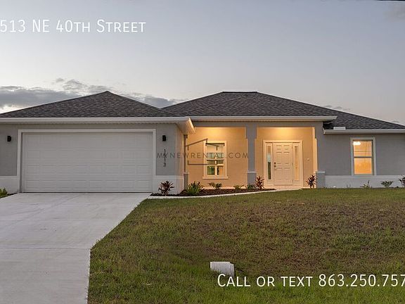 4th image of 1513 NE 40th St