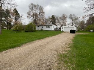 16336 455th Ave, Watertown, SD 57201