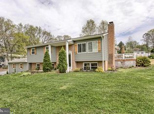 2 Dale Dr, Duncannon, PA 17020