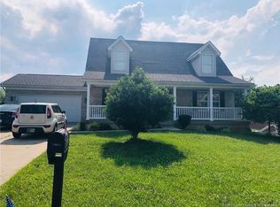 2813 Boulder Ridge Dr, Jeffersonville, IN 47130