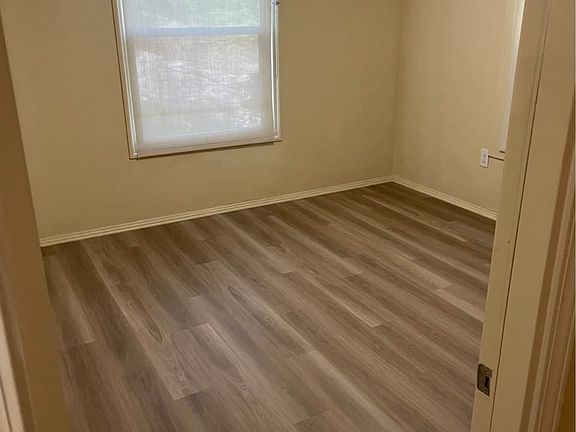 5th image of 5006 W 30th St
