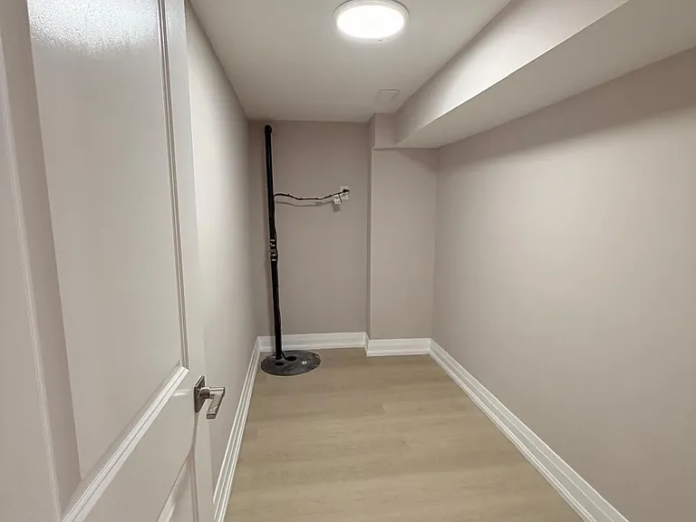 450 Midland Ave — Photo 12
