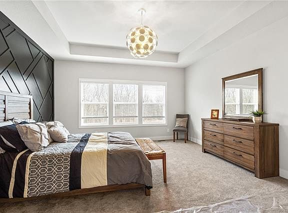 3rd image of 2226 NW Killarney Ln