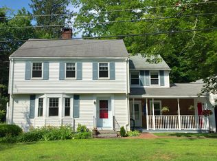 12 Parsons St, Kennebunk, ME 04043
