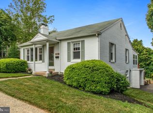 3217 Hilltop Rd, Newtown Square, PA 19073