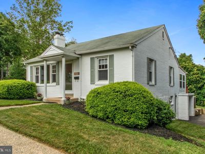 3217 Hilltop Rd, Newtown Square, PA, 19073