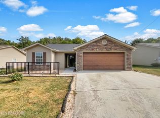 6324 Gary Moore Ln, Powell, TN 37849